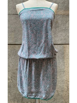 Vestido goma elástica gris