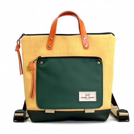 Mochila mini cuadrada holder book mostaza