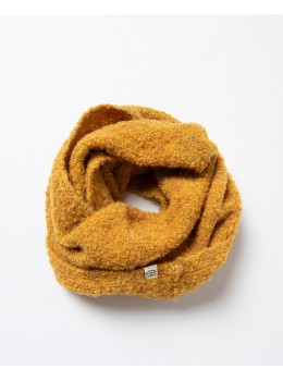 Coll doble bouclé mostassa